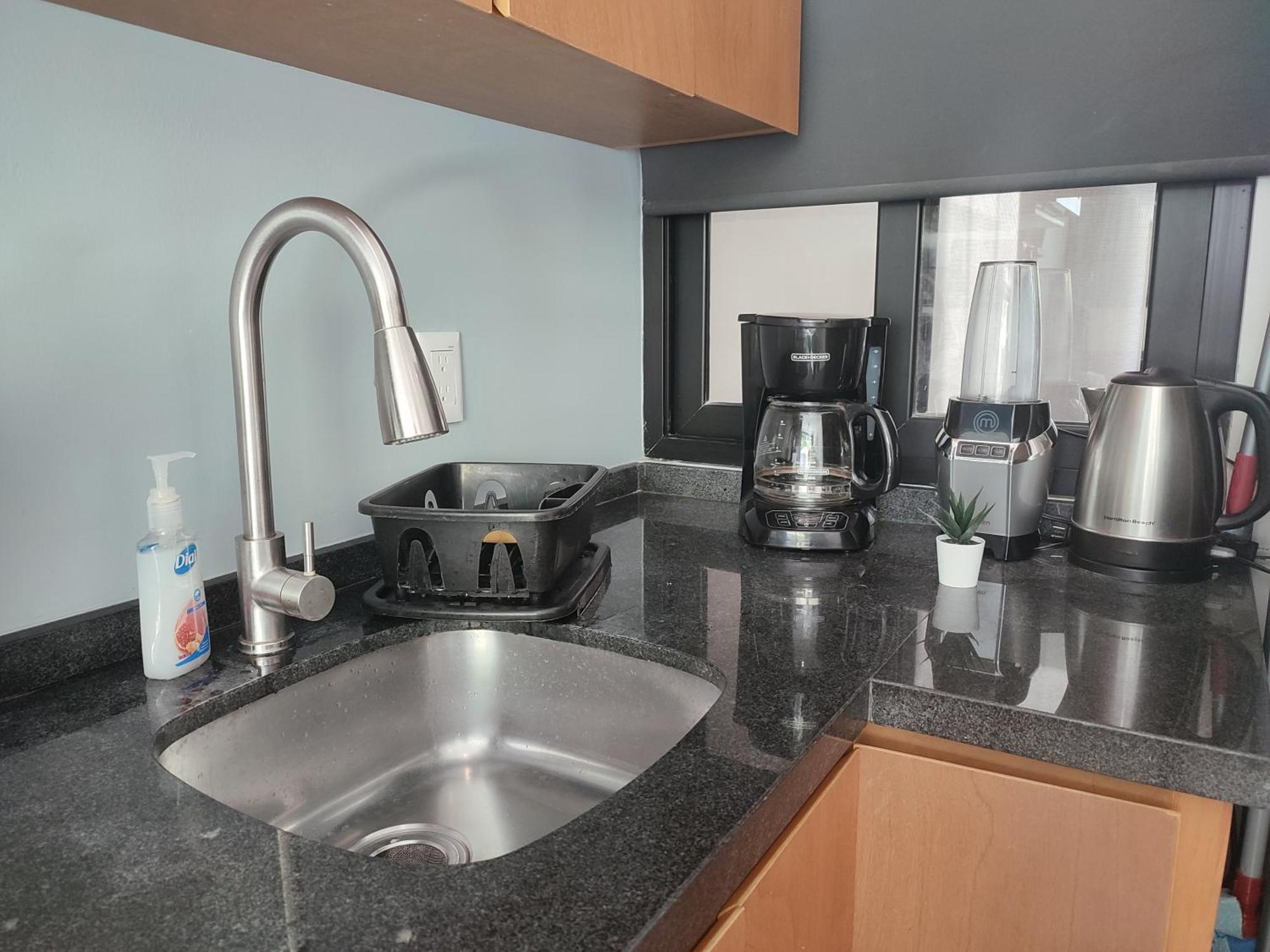 Modern 1 Bedroom Suite By Beach Great Location! Пуерто Морелос Екстериор снимка